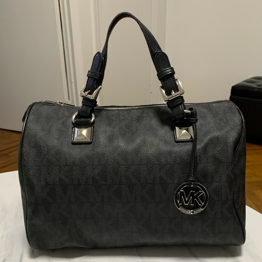 Michael Kors Medium Grayson Satchel